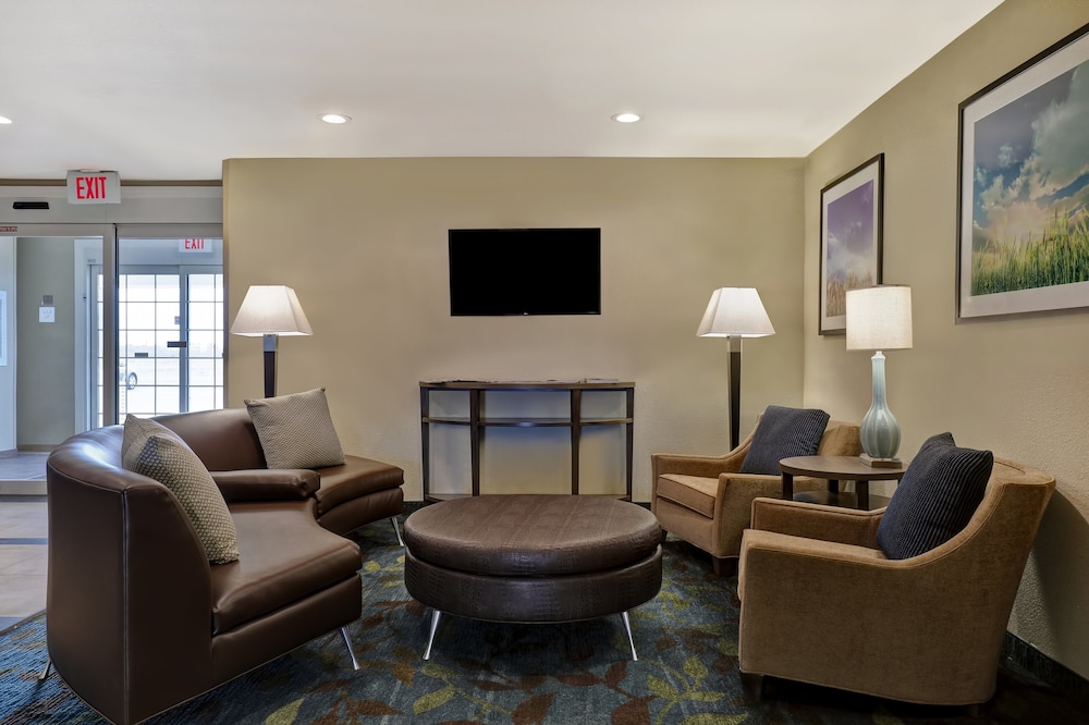 Candlewood Suites Indianapolis South by IHG - photo 37