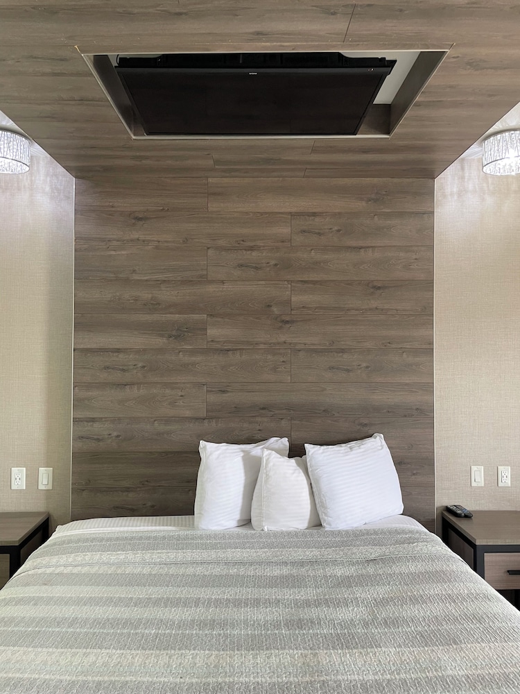 Express Inn Richey - photo 14