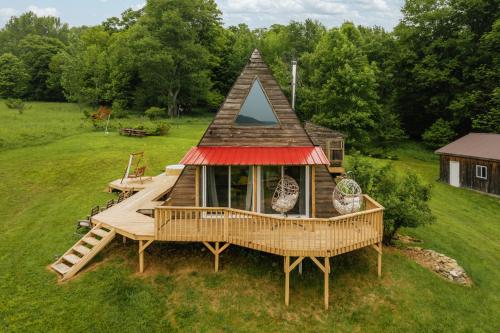 Rustic Escape UTV Tub Trails & Fire Pit 25 acre — hotel in Roscoe