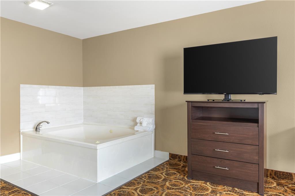 Best Western Northwest Inn - photo 26