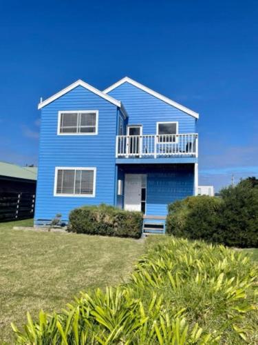 Sinclair Surfside Stay - carbon neutral hotel in Unknown City
