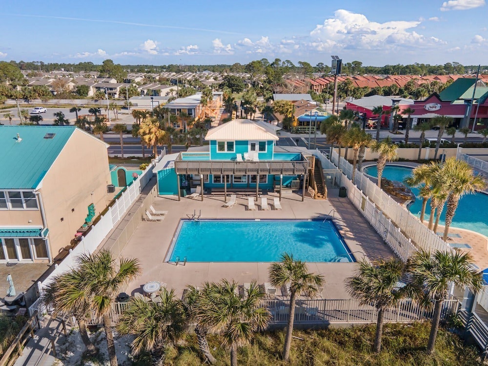 The Turtle Nest Resort Condo w Pool - photo 17