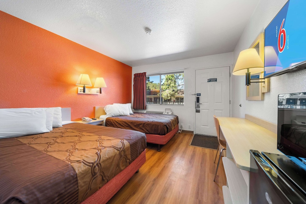 Motel 6 Big Bear Lake CA - photo 14