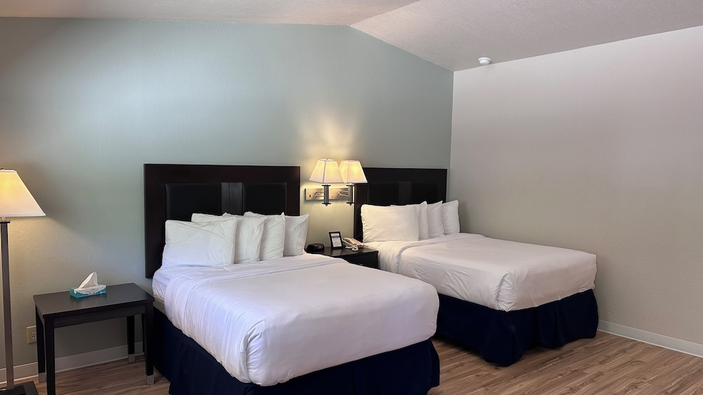 The Shelby Inn - photo 15