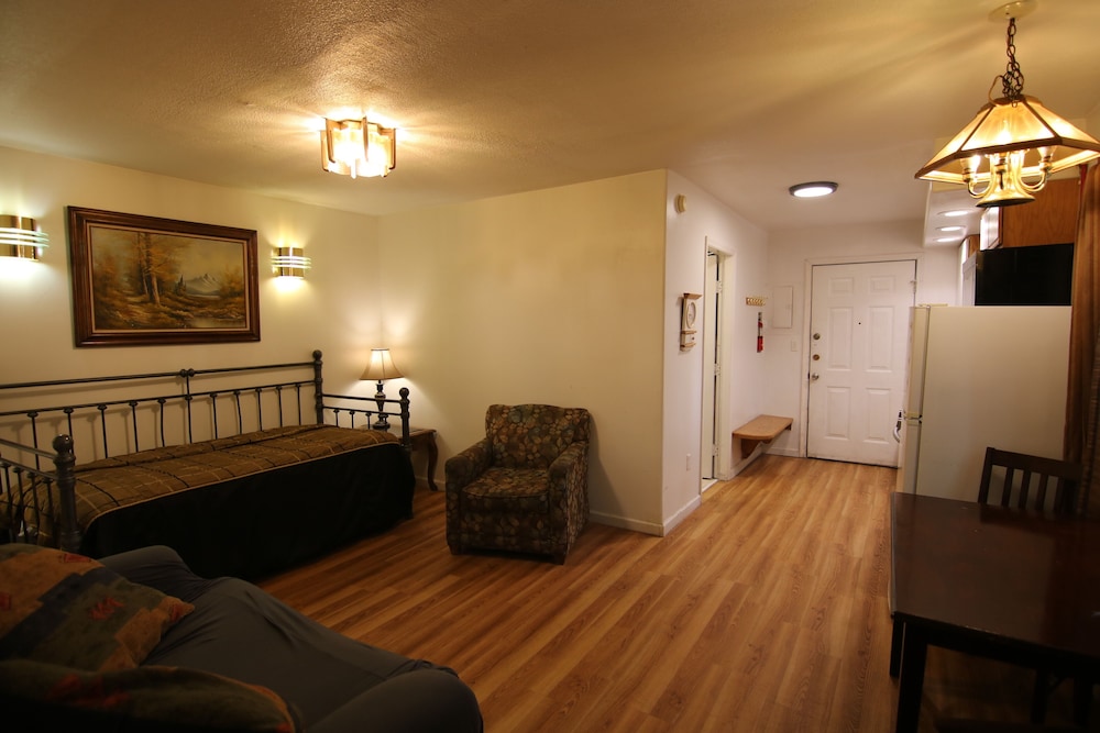 Abbey Archway Inn - photo 29
