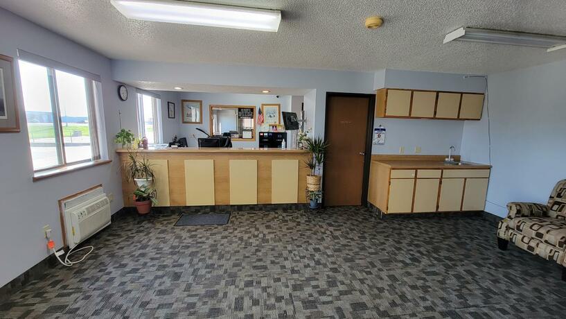 Wagner Lakeside Motel - photo 16