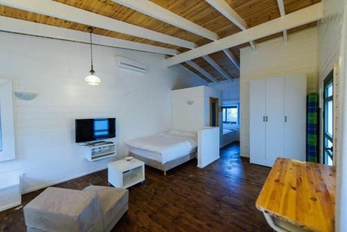 Somewhere Chalets in the Arava - last minute hotel in Unknown City