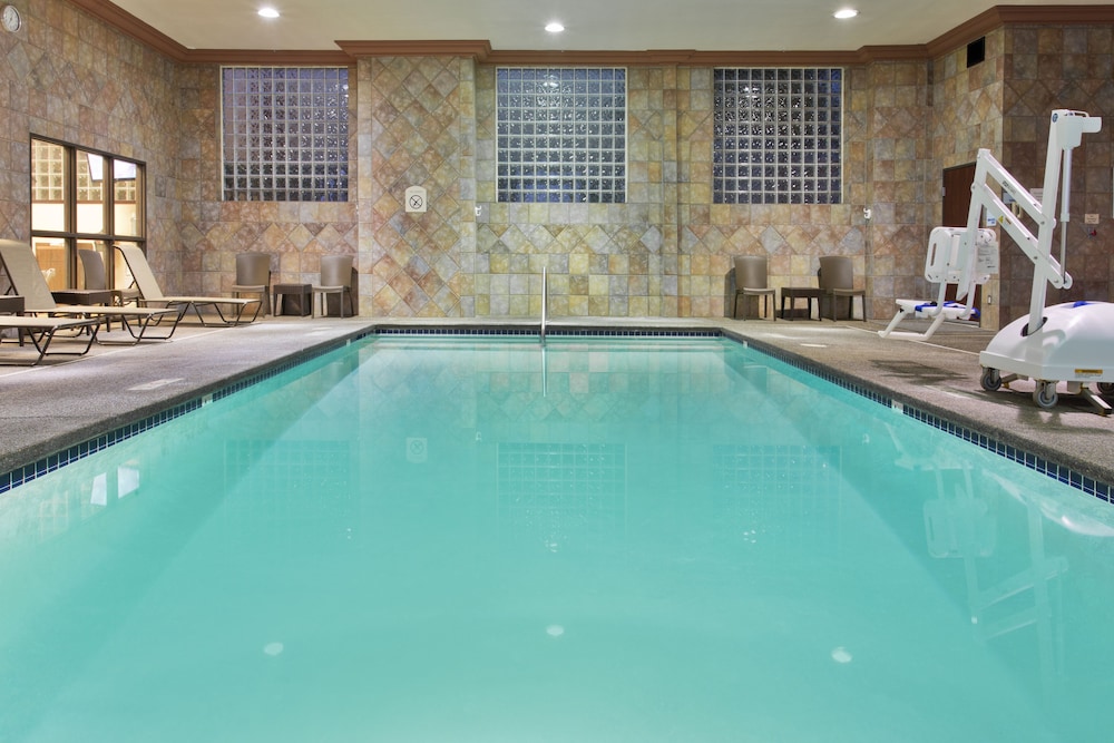 Holiday Inn Express Hotel & Suites Portland NW Downtown by IHG - photo 36