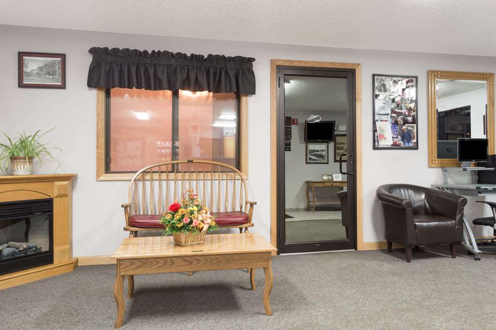 Super 8 by Wyndham Gallipolis Pt Pleasant Area - photo 2