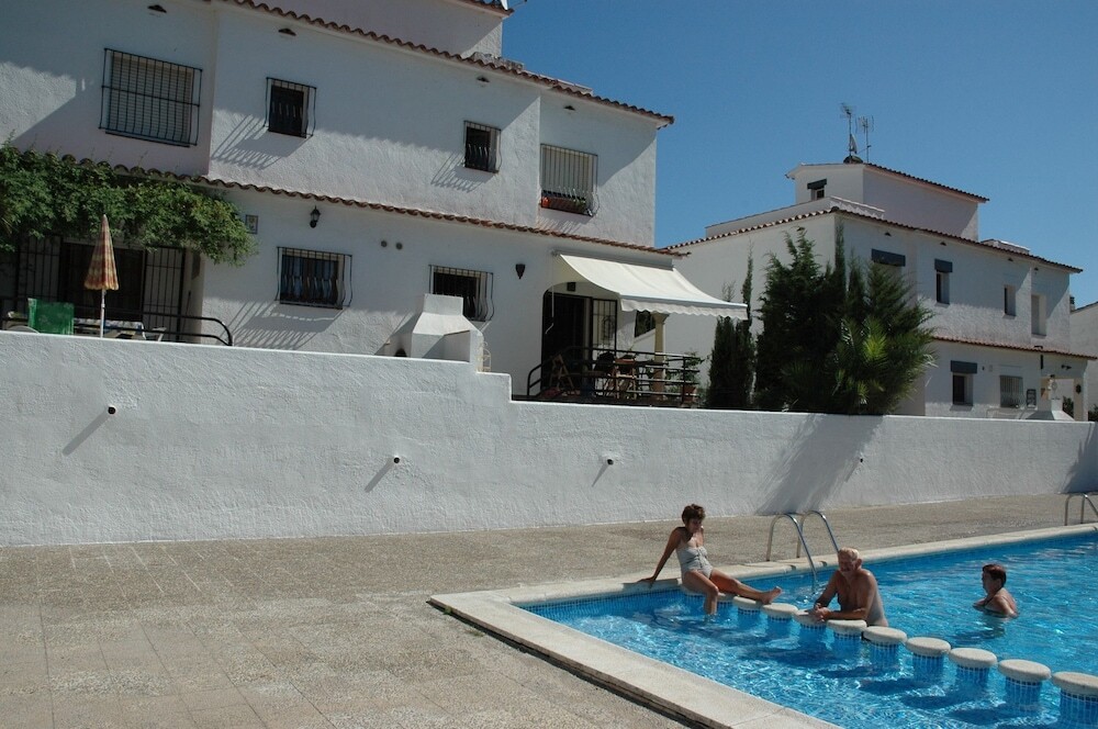 Montgo Park 06 — 4-Star Luxury Hotel in L'escala, Spain
