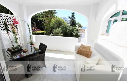 Benalgolf Vista Al Mar Piscina Y Playa Cercano a Campo de Golf — carbon neutral stay, Benalmadena