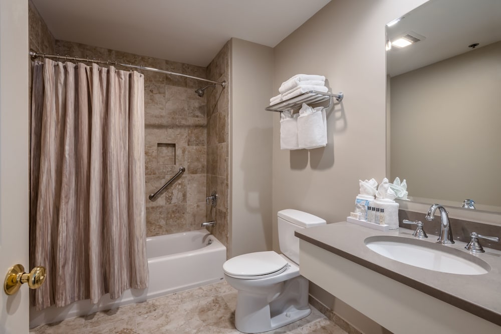 Chatham Wayside Inn - photo 21