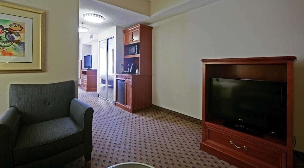 Hilton Garden Inn Secaucus Meadowlands - photo 25