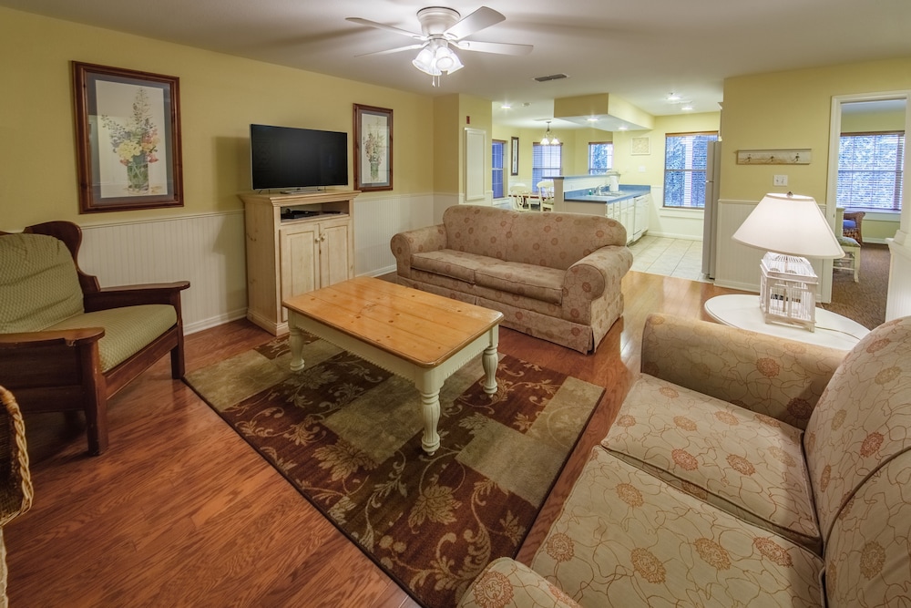 Holiday Inn Club Vacations Resort Lake Palestine - photo 11