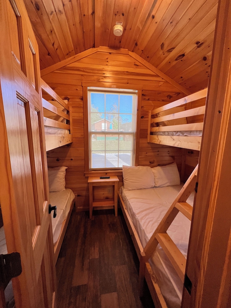 Pine Haven - photo 2