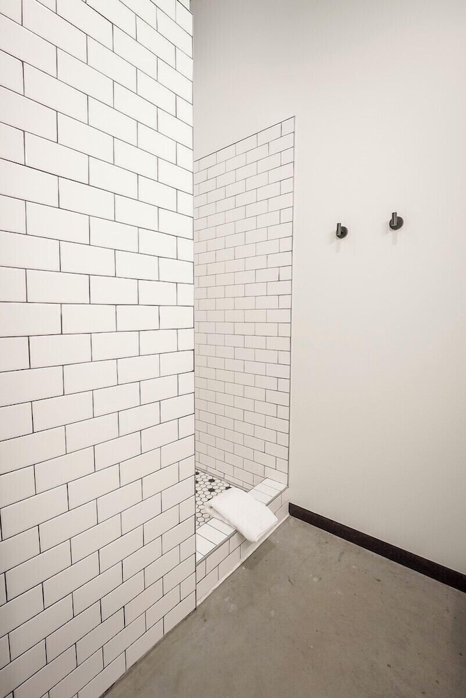 Brewhalla Hotel - photo 81