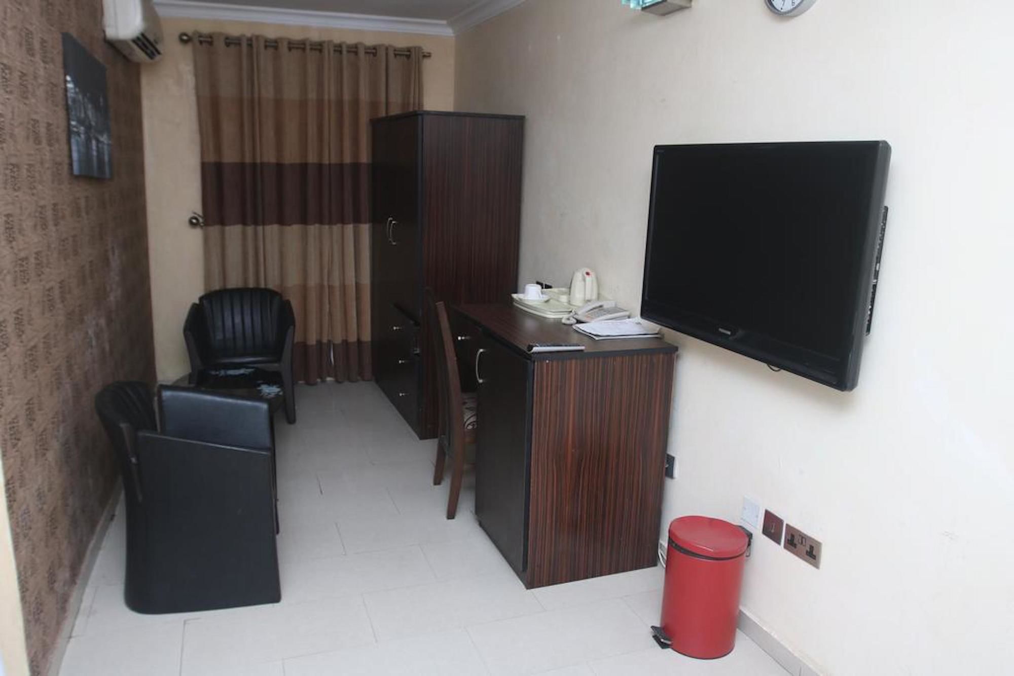 Jonaith Hotels & Suites — Lagos — photo 4