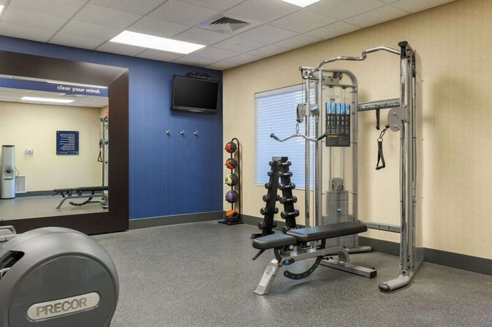 Hampton Inn & Suites Poughkeepsie - photo 37