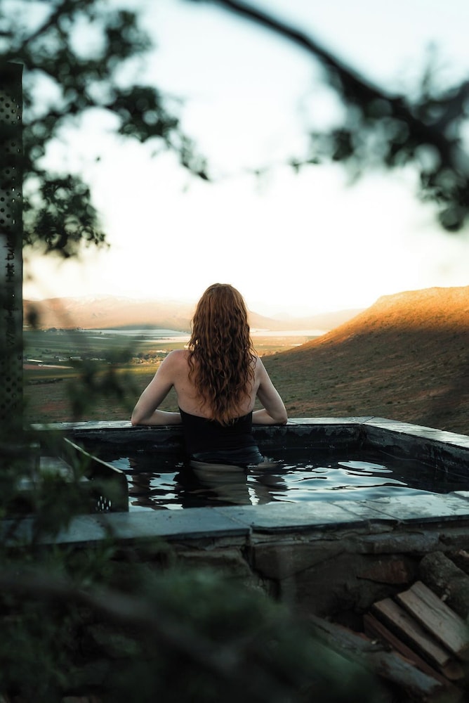 Khanyisa Mountain Lodge — 5-Star Luxury Hotel in Robertson, South Africa