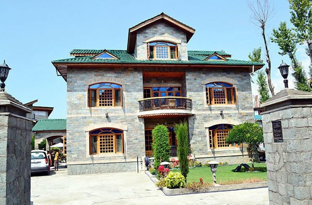 Ronak Resort