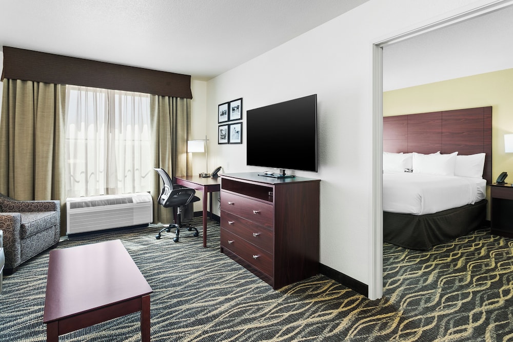 Cobblestone Hotel & Suites Wickenburg - photo 10