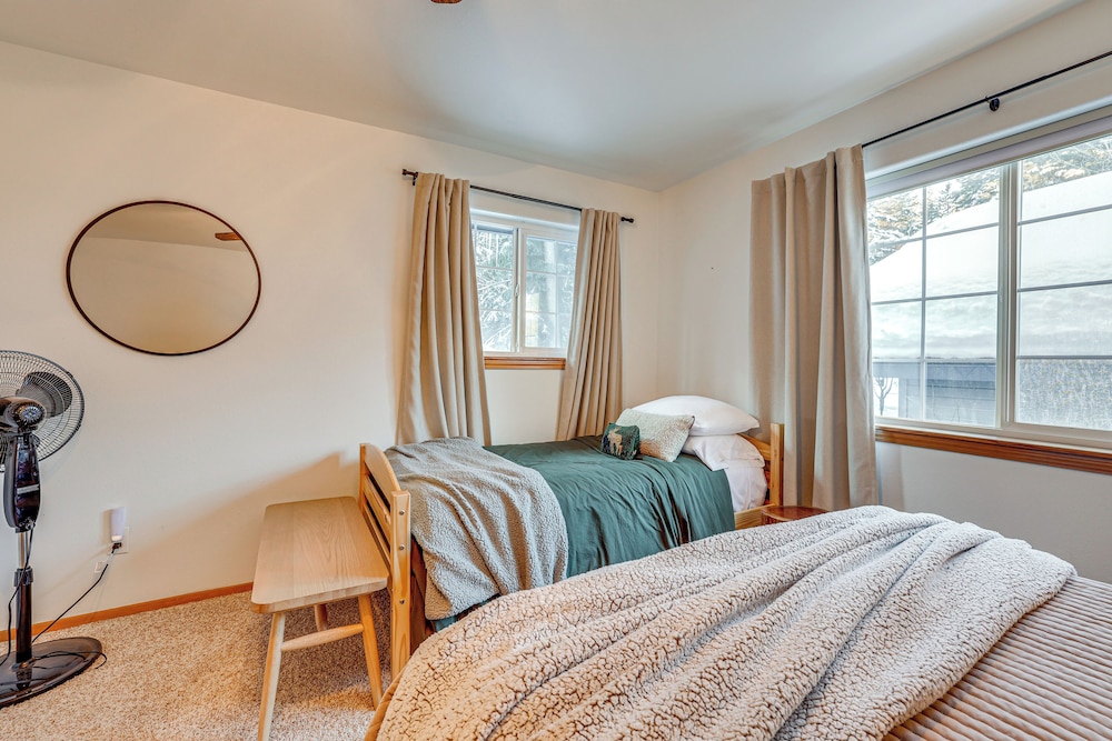 11 Mi to Brundage Mountain Resort: Mccall Home - photo 16