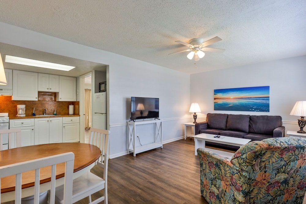 Coastal Waters Inn - photo 121