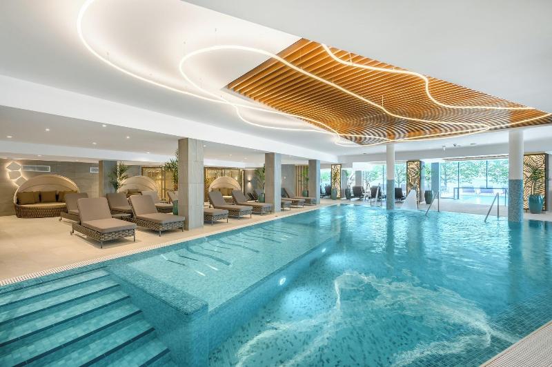 Kenese Bay Garden Resort & Conference in Balatonkenese, Hungary