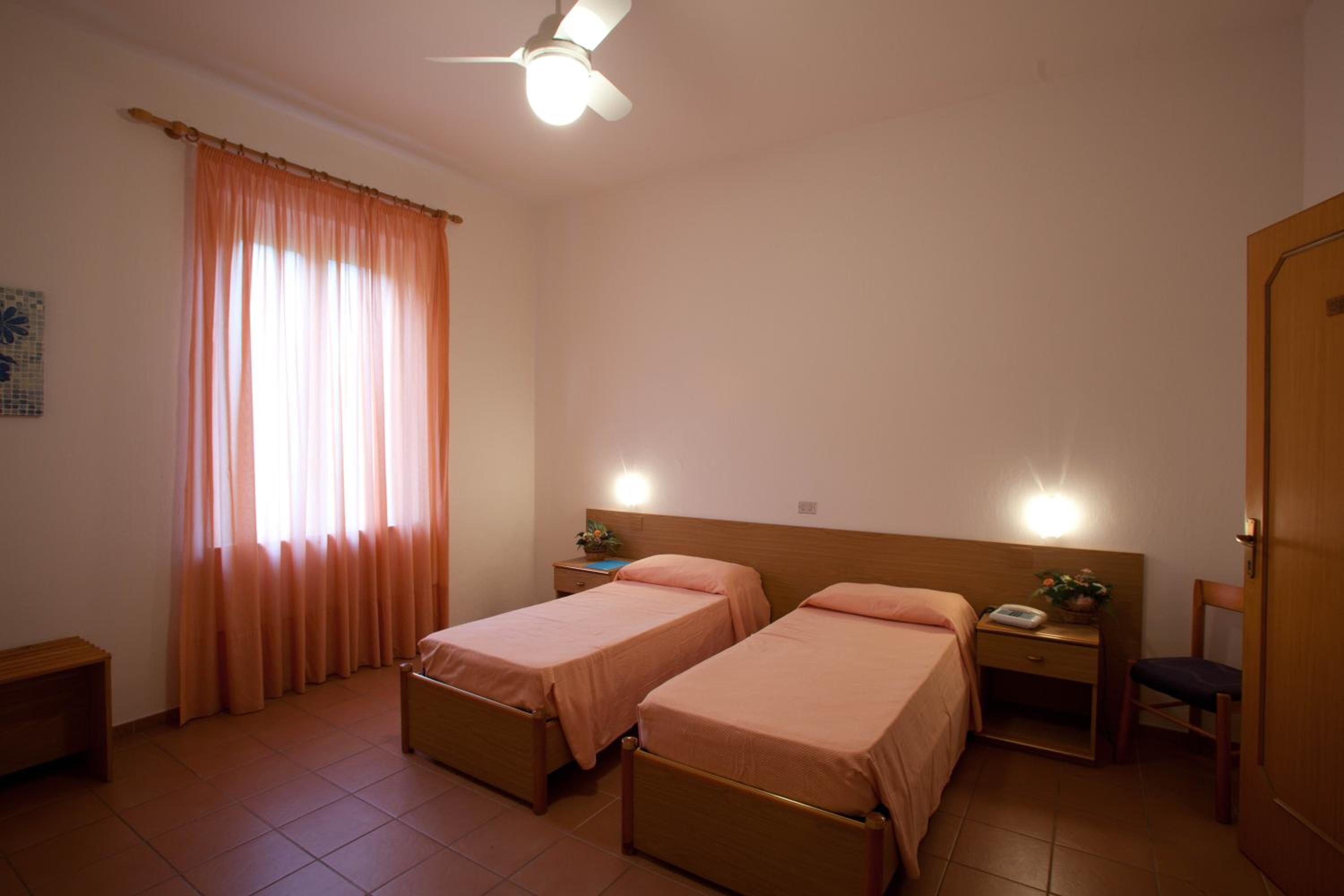 Hotel Moderno — Acquappesa — photo 2