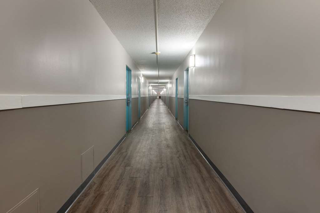 Travelodge by Wyndham Cleveland Airport - photo 31