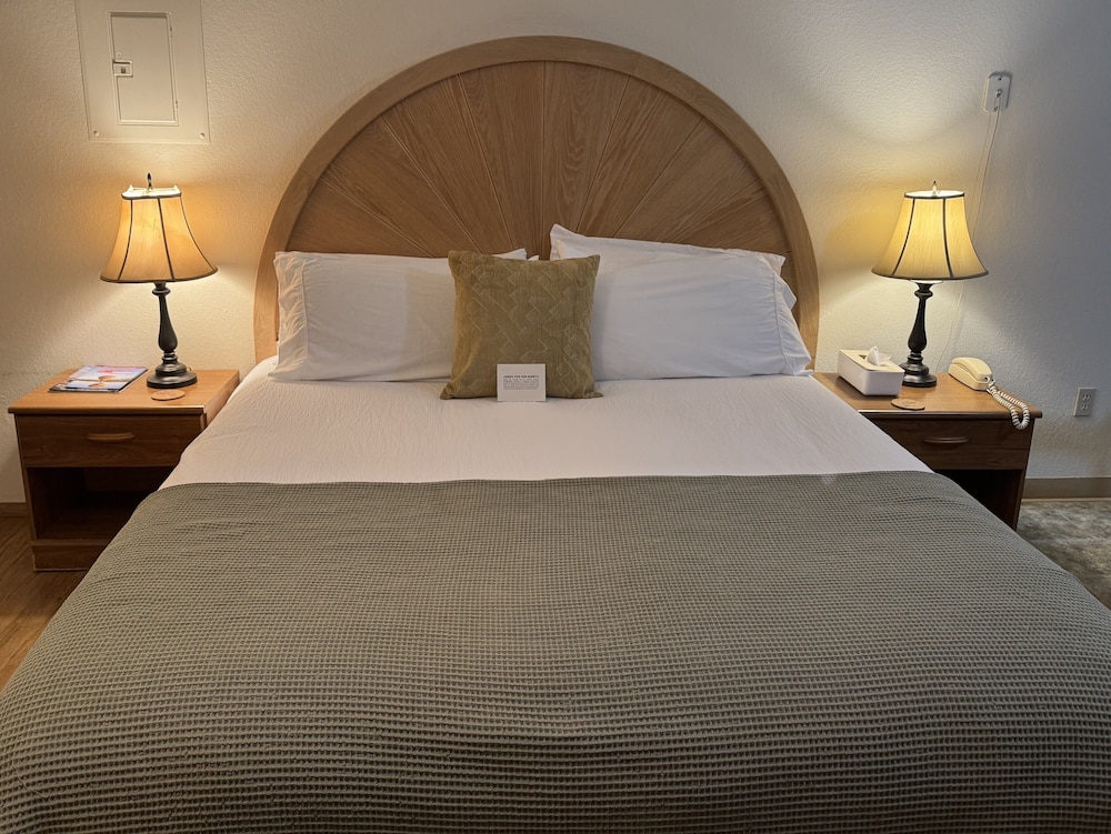 Rocky Mountain Inn - photo 16