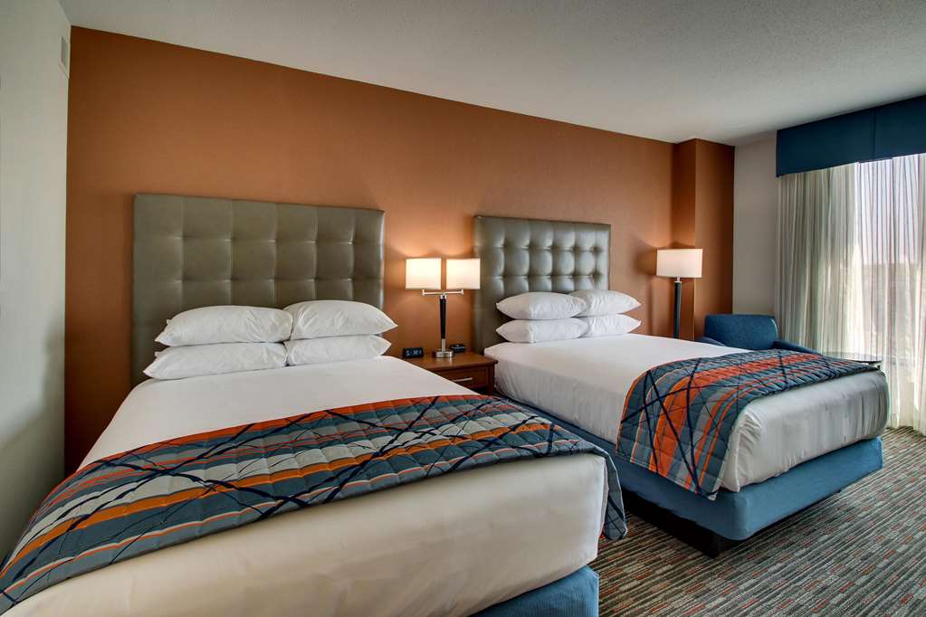 Drury Inn & Suites Iowa City Coralville - photo 41