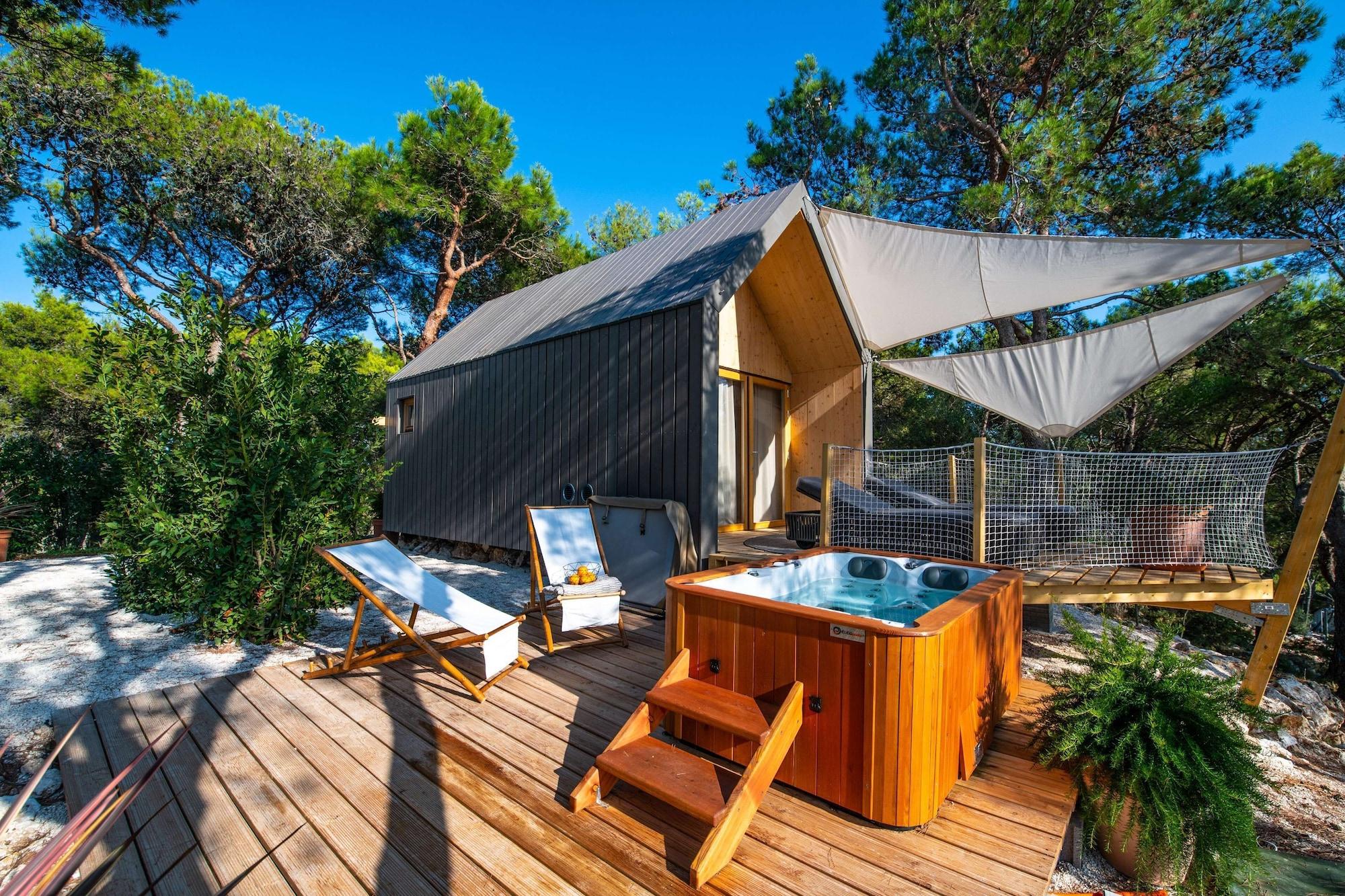 Arena One 99 Glamping in Medulin, Croatia