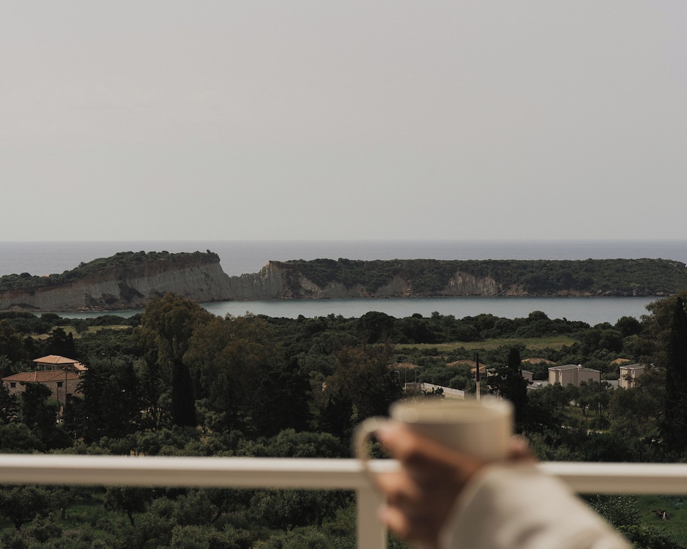 Gerakas Belvedere Hotel & Spa — 4-Star Luxury Hotel in Zakynthos, Greece