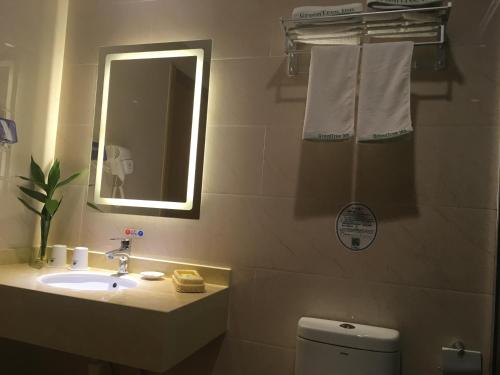 Bei Cheng Zhi Chun Hotel in Jingmen, People's Republic of China