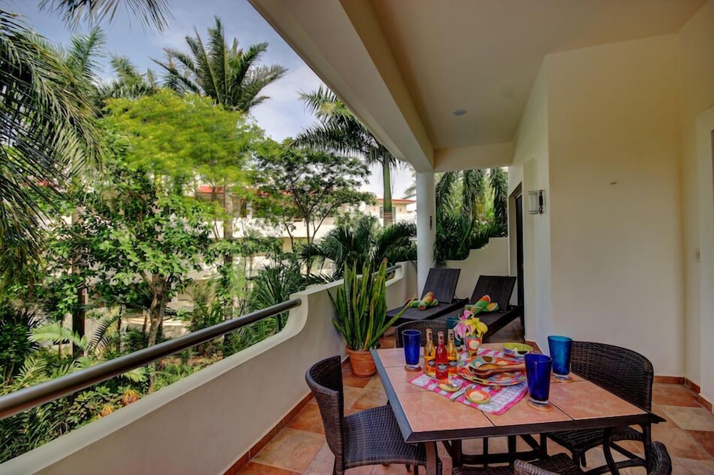 Riviera Maya Suites