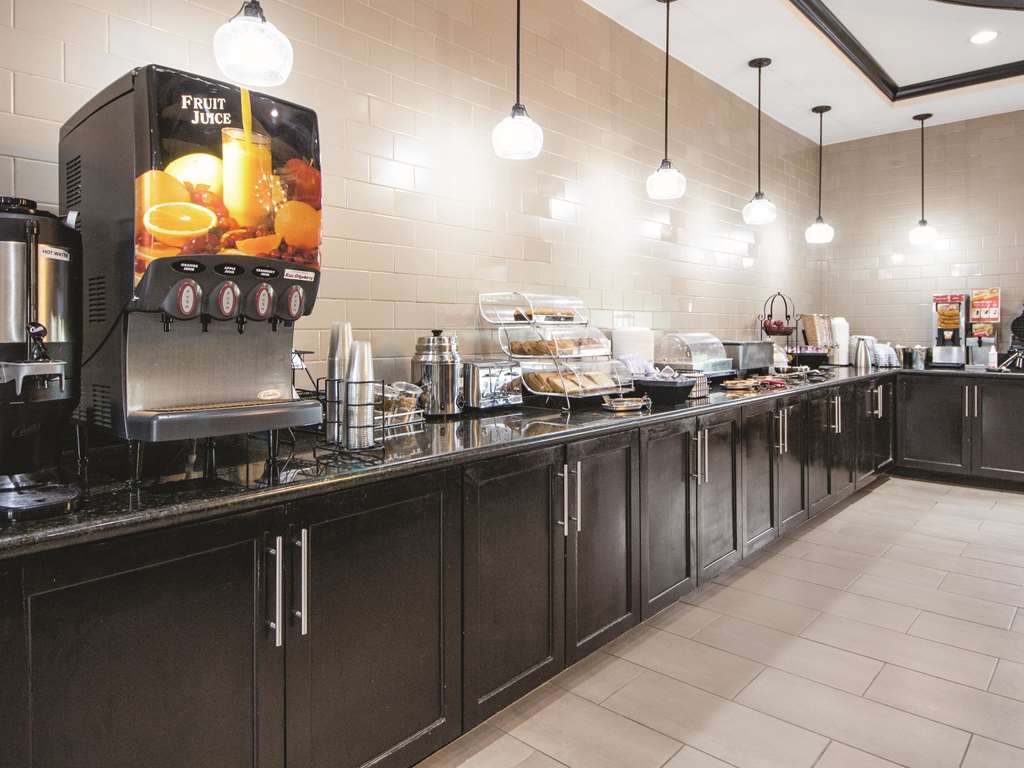 La Quinta Inn & Suites by Wyndham McKinney - photo 48