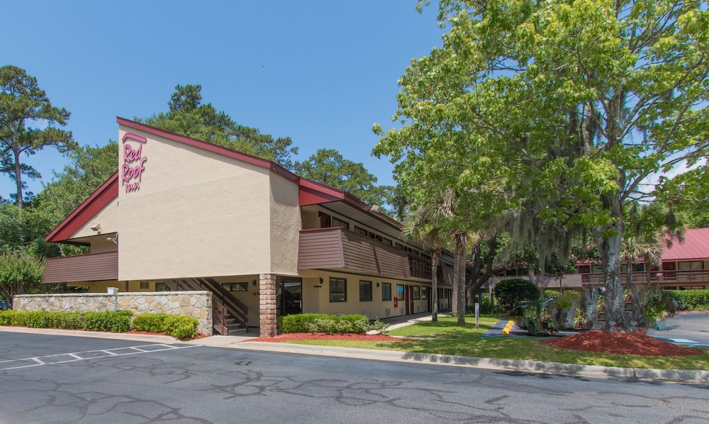 Red Roof Inn Hilton Head Island - photo 34