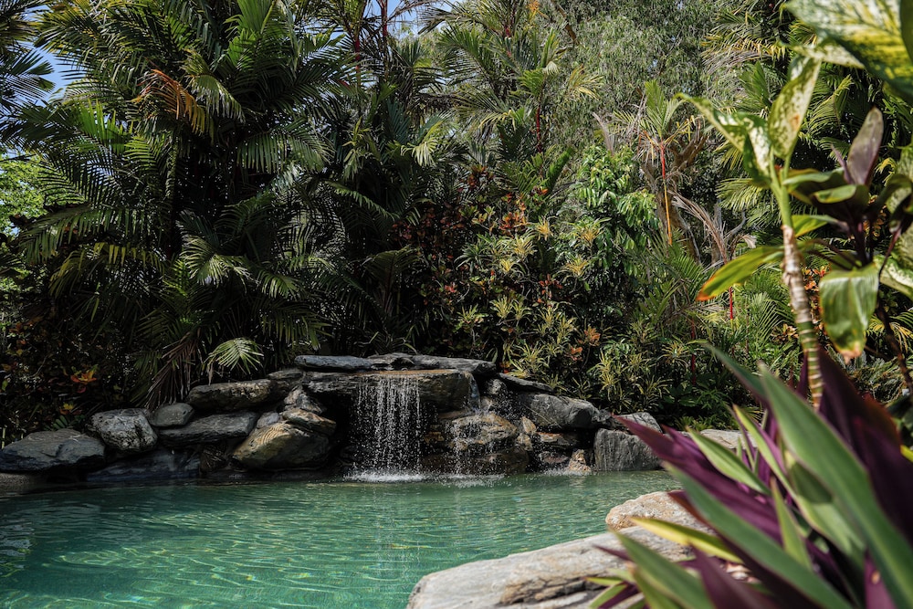 Daintree Beach Resort — hotel in Wongaling Beach