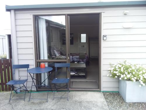 Chris and Dave's B & B — 4-Star Luxury Hotel in Otorohanga, New Zealand