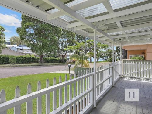 The Lakehouse in Mannering Park, Australia