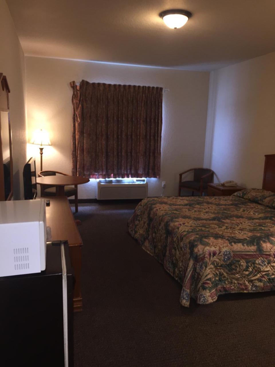 Studio 7 Extended Stay - photo 13