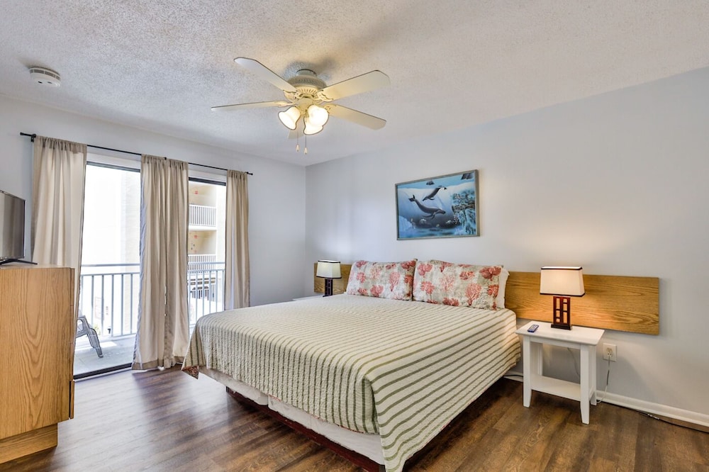Coastal Waters Inn - photo 4