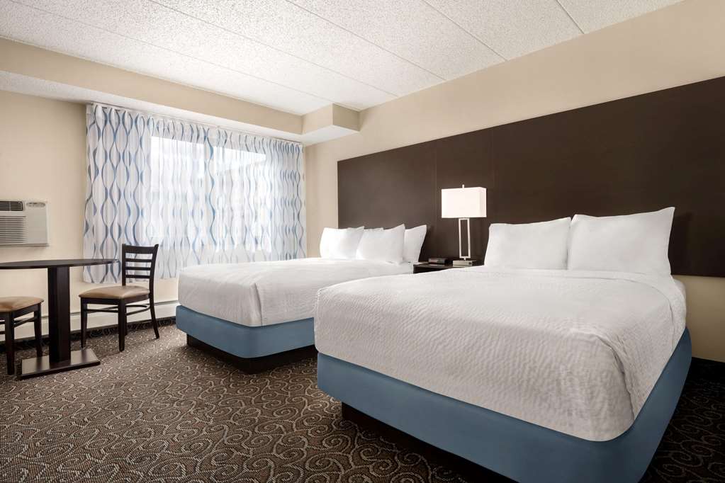 Days Inn by Wyndham Fort Collins - photo 19