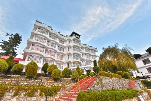 Hillcrest Country Resort in Shimla, India