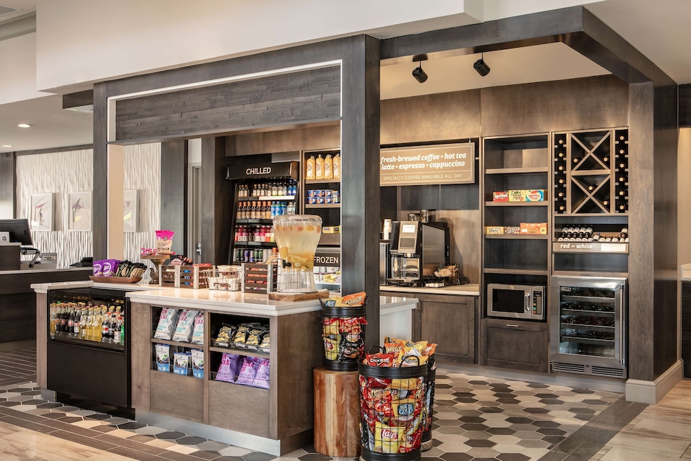 Hilton Garden Inn Omaha West - photo 41