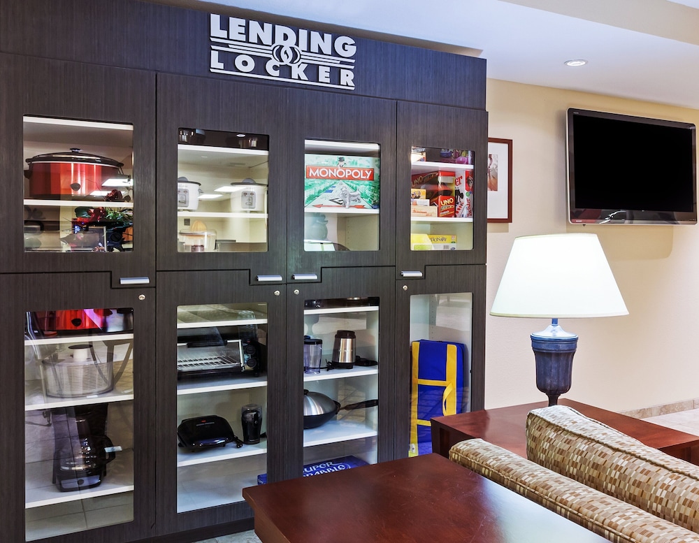 Candlewood Suites Pearland by IHG - photo 19