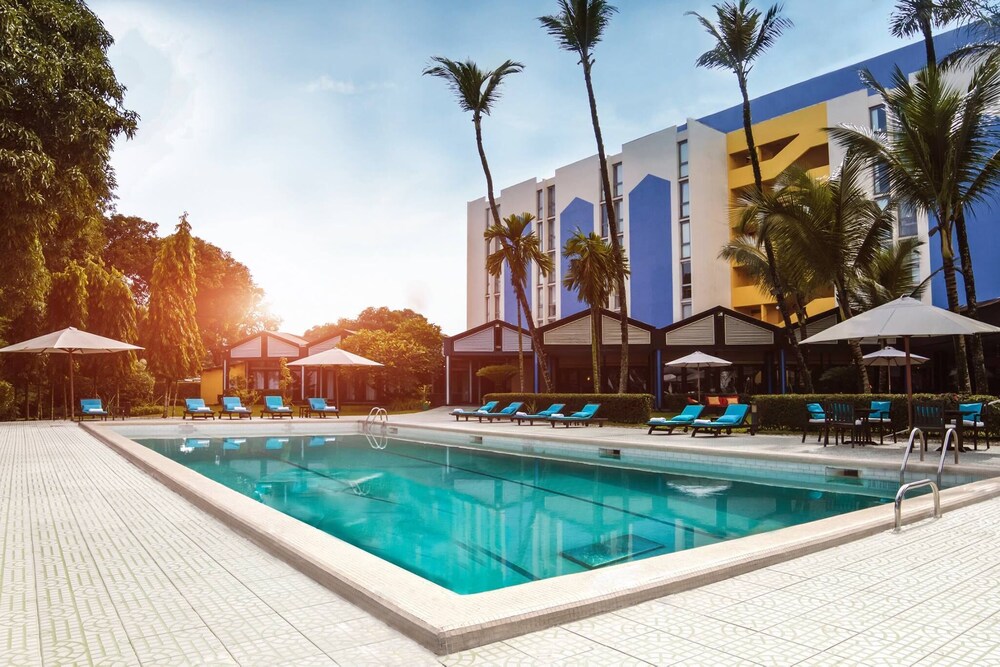 Pullman Douala Rabingha — 4-Star Luxury Hotel in Douala, Cameroon