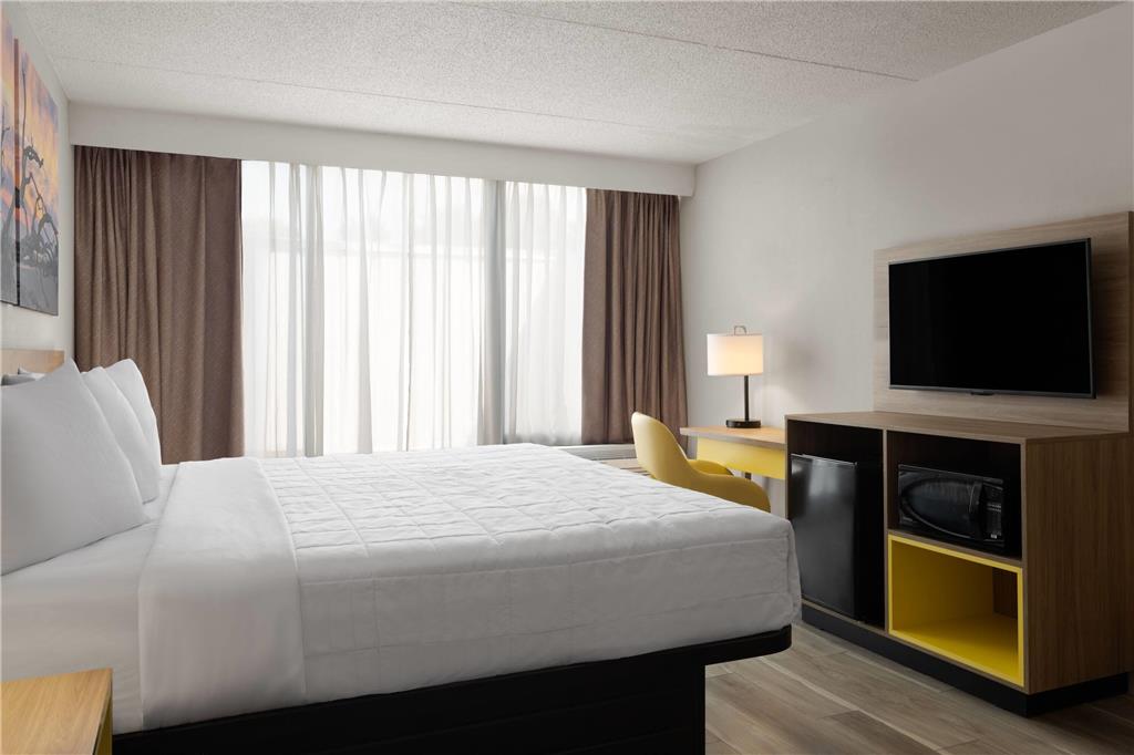 Days Hotel by Wyndham Williamsburg I 64 - photo 31