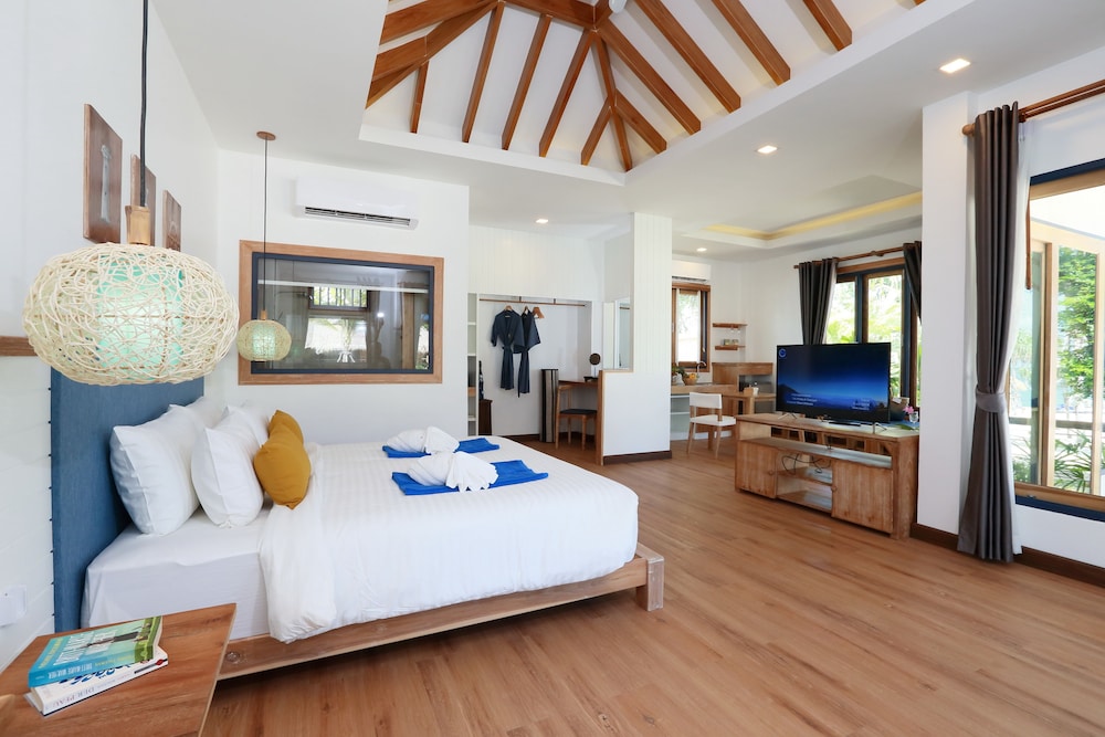 Lanta Casa Blanca — 4-Star Luxury Hotel in Ko Lanta, Thailand